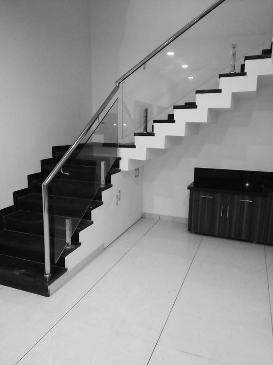 staircase railing